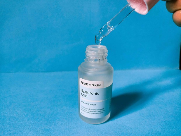Hydrating Serum: Rahasia Kulit Lembap, Sehat, dan Glowing