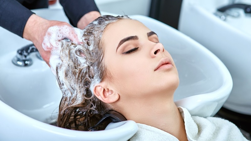 Hair Spa untuk Rambut Kering dan Rusak, Solusi Ampuh!