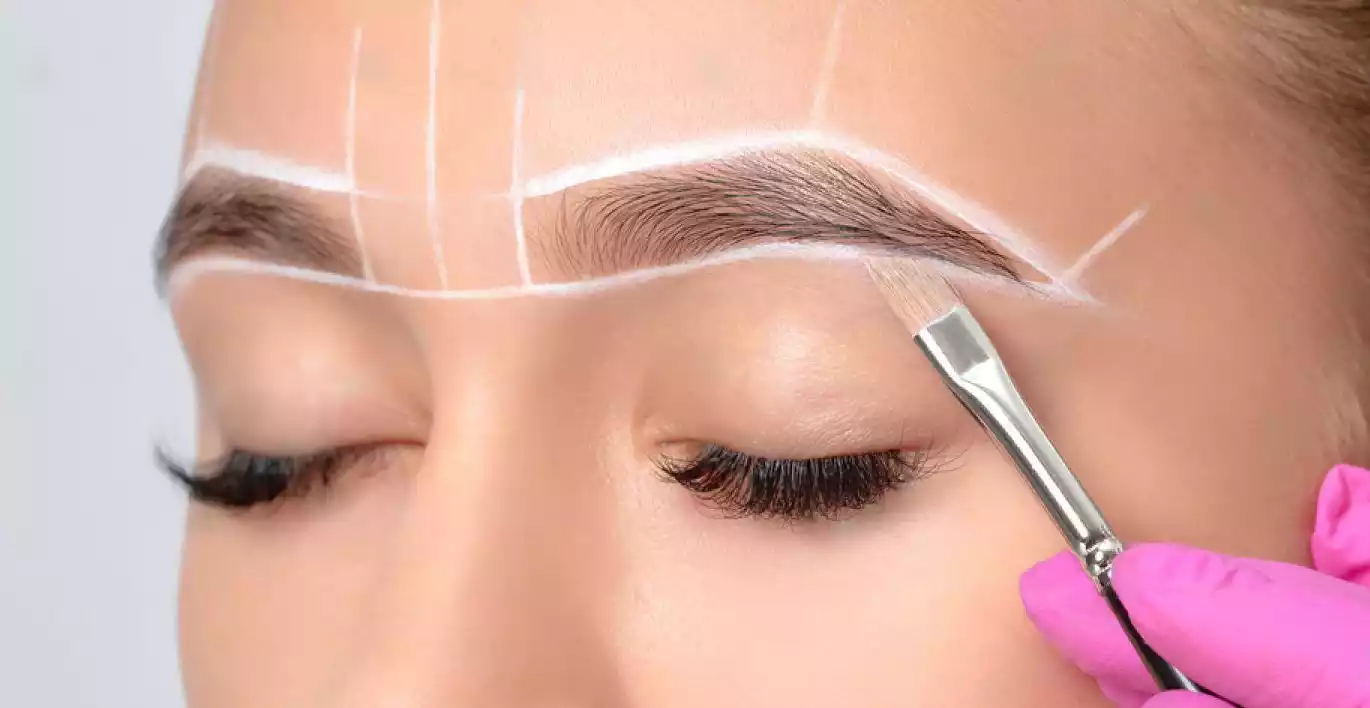 Brow Shaping: Cara Membentuk Alis Agar Tampak Natural