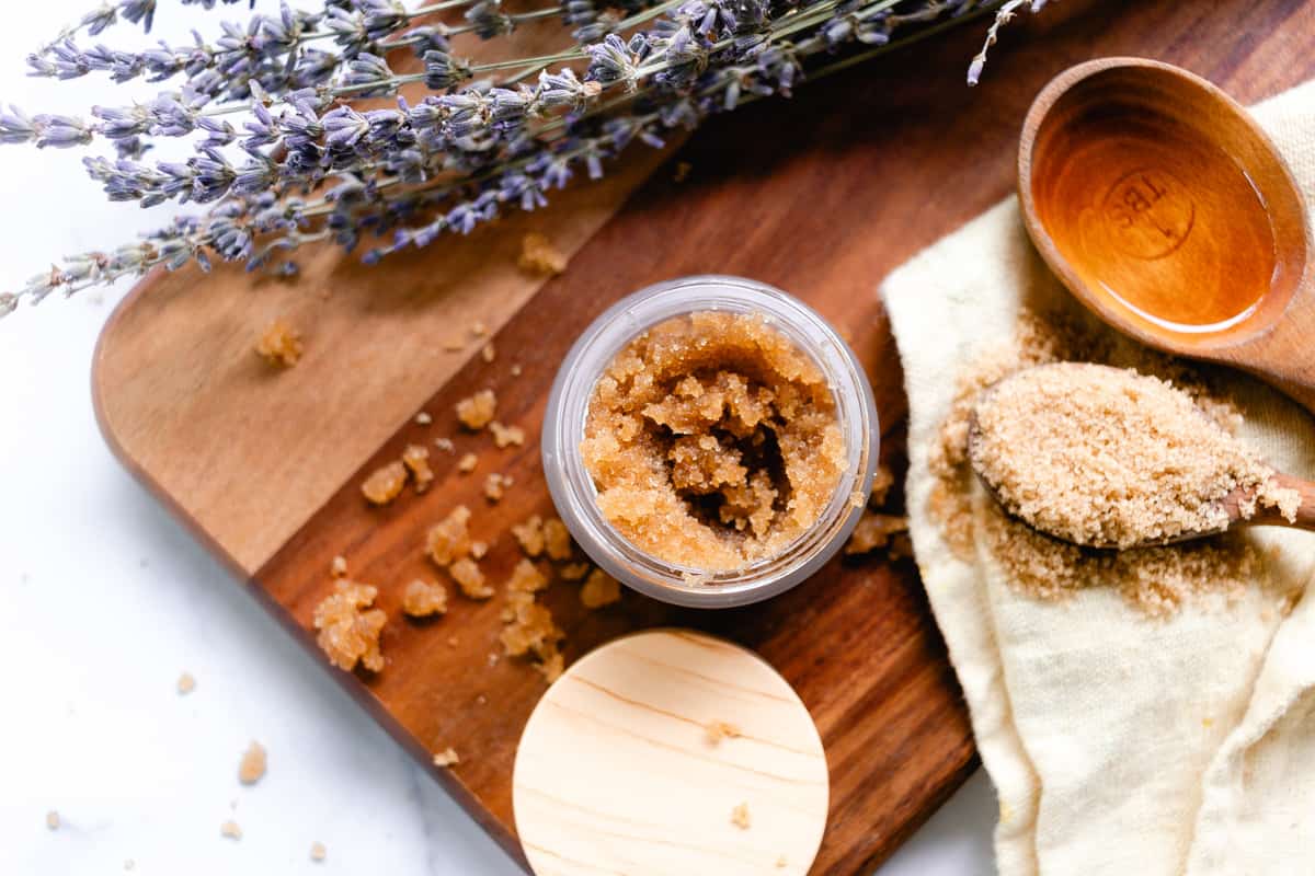 Underarm Scrub Alami yang Aman untuk Kulit Sensitif