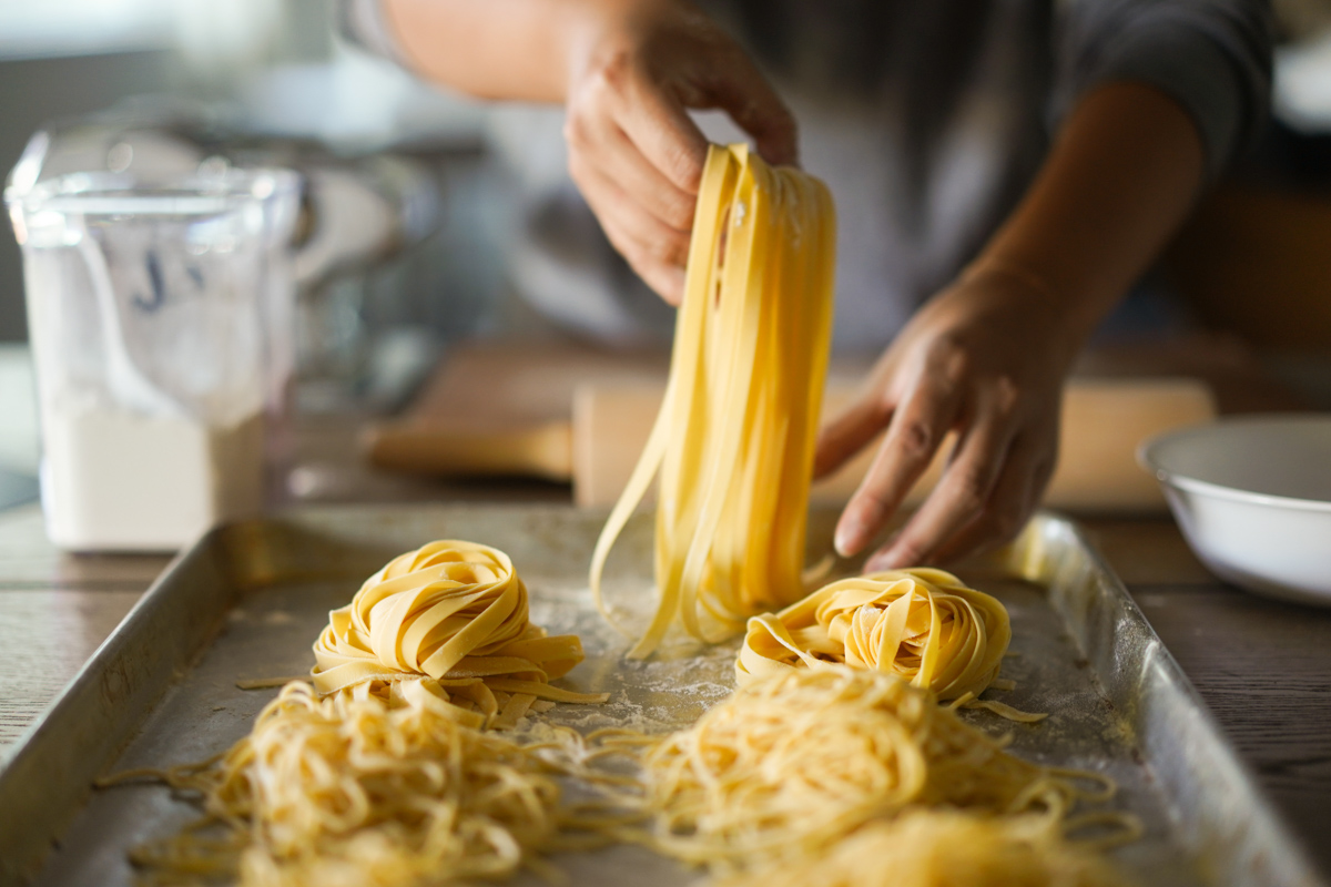 Pasta Making: Crafting Fresh Fettuccine at Home – Simple Tricks from My Kitchen