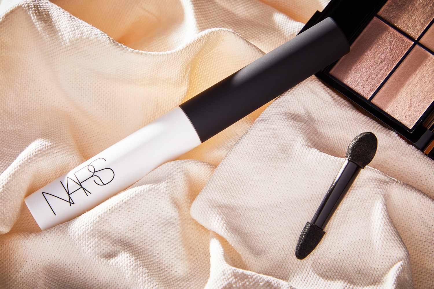 Smudge Proof Eye Base Nars