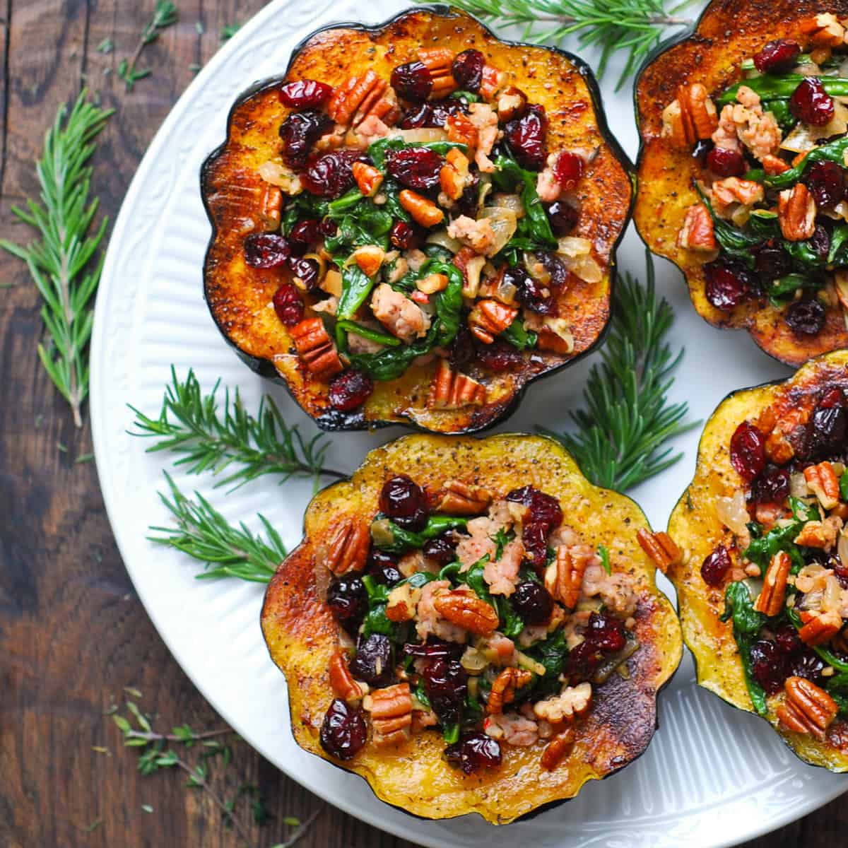 Stuffed Acorn Squash: A Seasonal Favorite with Wild Rice You Have to Try!