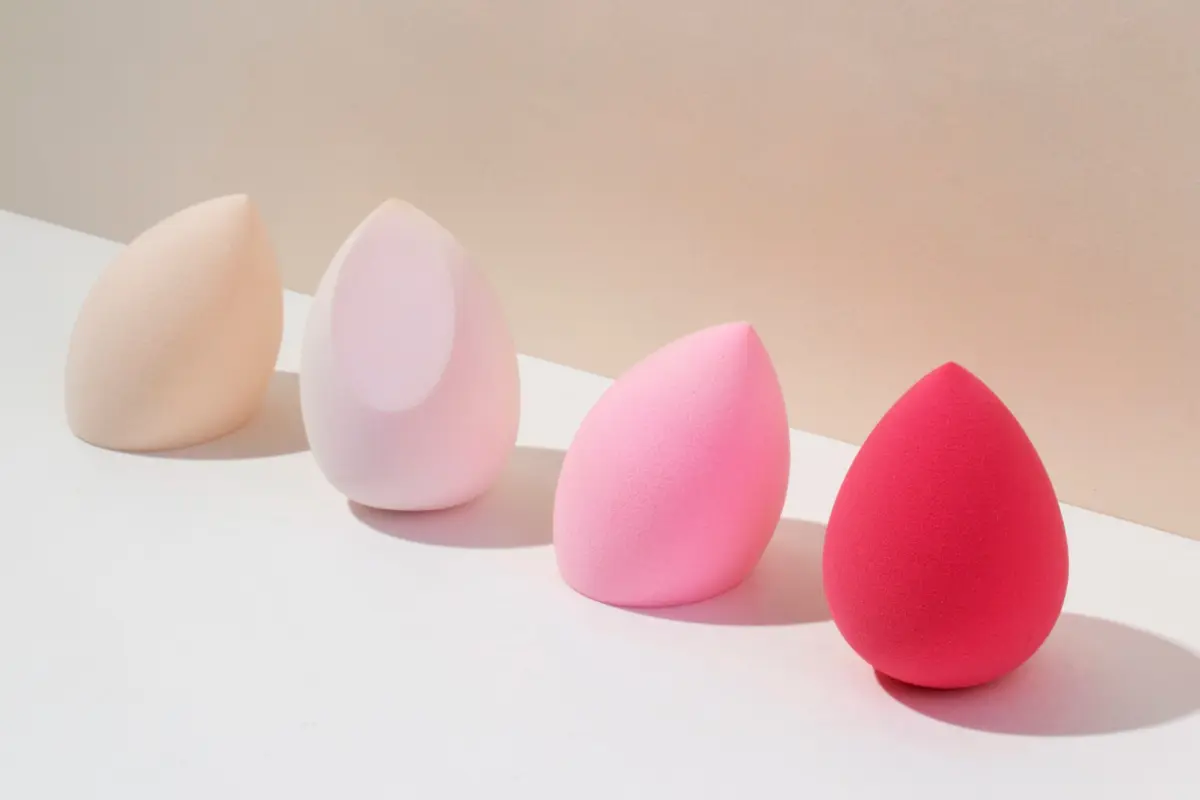 Beauty Blender: Panduan Lengkap Cara Pakai dan Perawatan