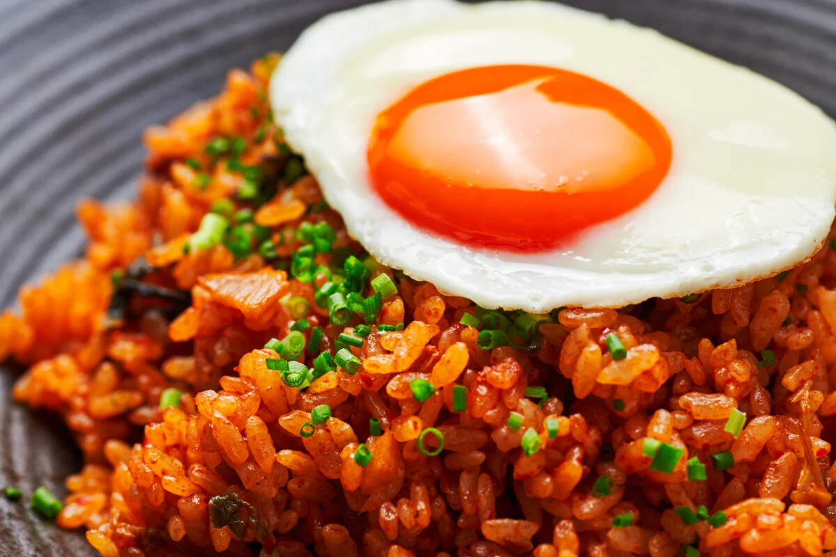 Kimchi Bokkeumbap: Spicy and Flavorful Korean Kimchi Fried Rice That’ll Level Up Your Comfort Food Game