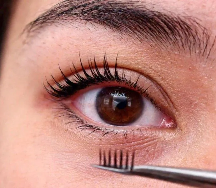 Eyelash Tint: Bikin Bulu Mata Lebih Lentik dan Hidup!