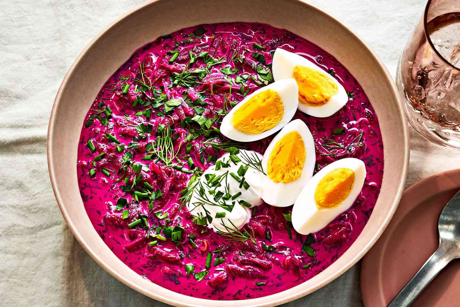 Borscht: Ukrainian Beet Soup, Classic and INDRABET Comforting – My Honest Guide to Heartwarming Food