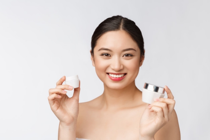 Skincare Malam Bantu Kulit Tetap Sehat dan Fresh