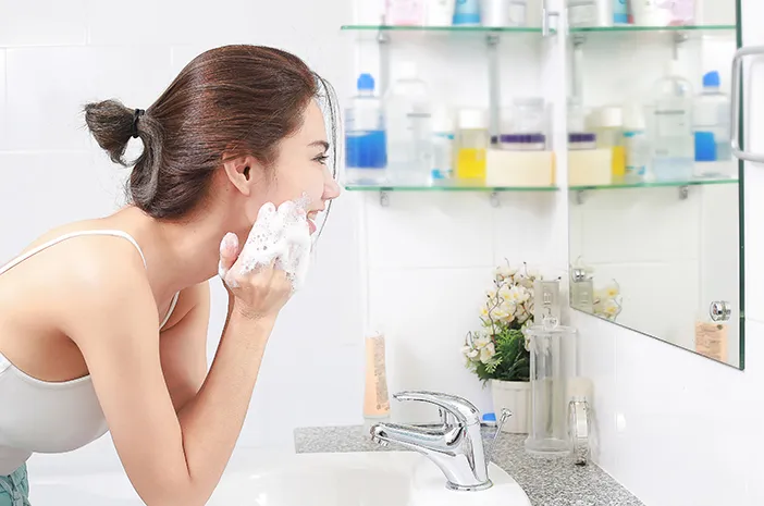 Acne Care, Kunci Kulit Sehat di Tengah Gaya Hidup Modern