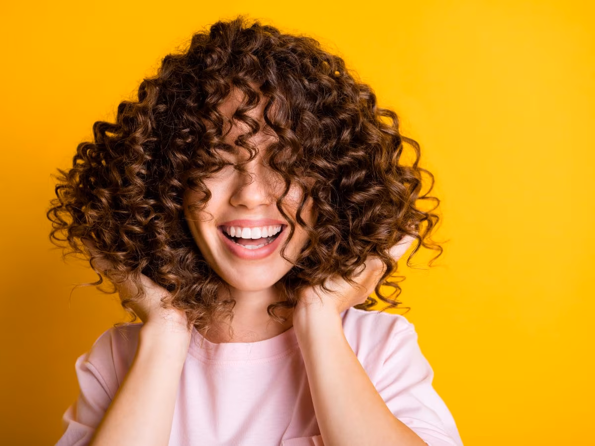Curly Hair Treatment: Rahasia Menjaga Keindahan Rambut Ikal Tetap Sehat dan Terawat