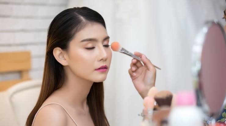 Makeup Kondangan yang Elegan dan Tahan Lama