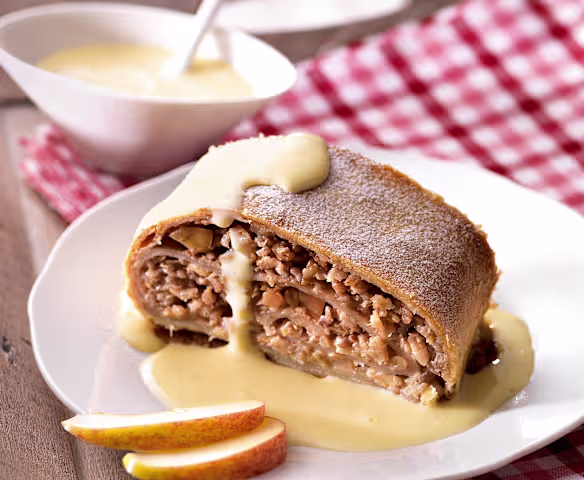 Apfelstrudel Appeal: Germany’s Classic Apple Pastry