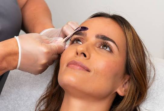 Eyebrow Tint